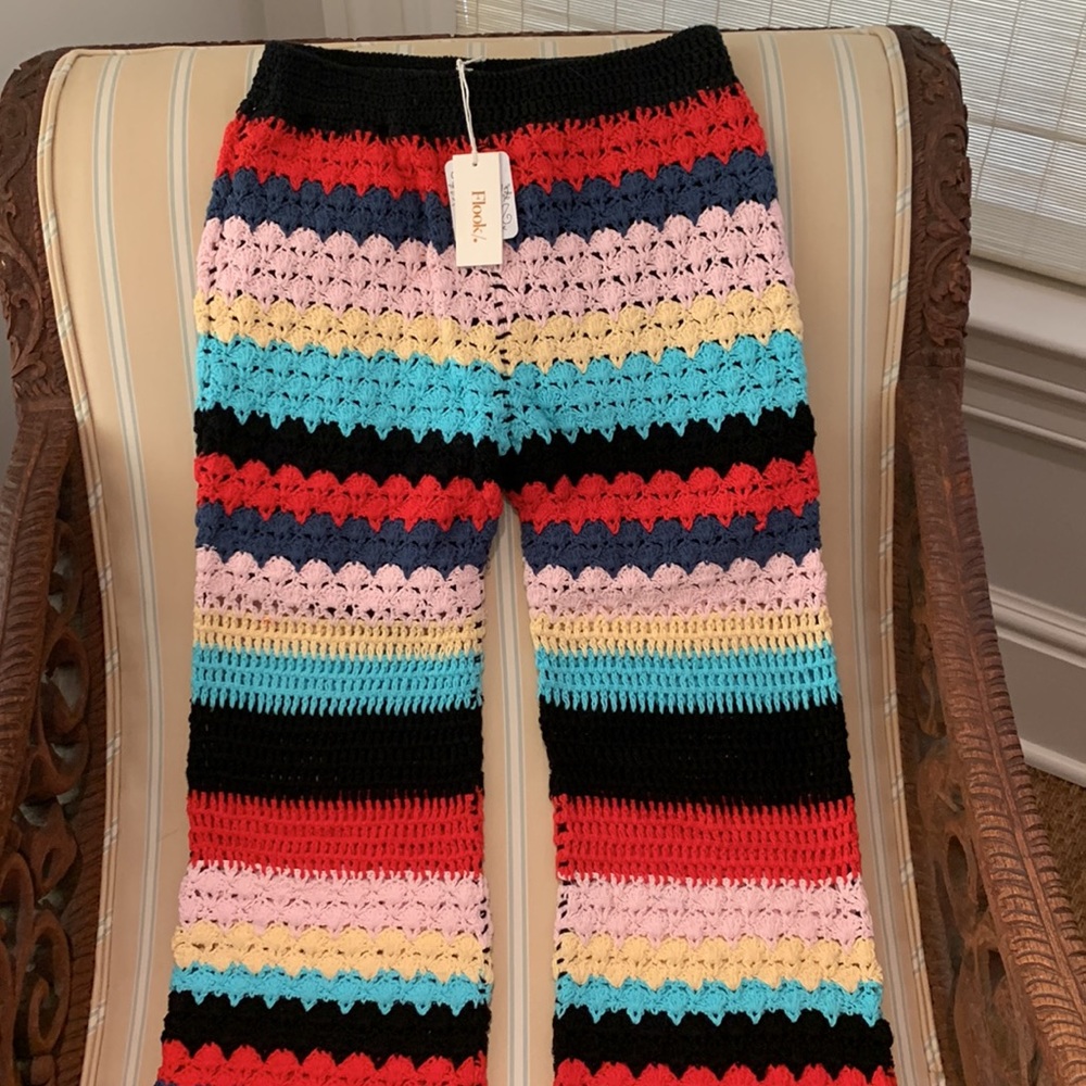 FLOOK FOR FREE PEOPLE GRANDPA CROCHET FLARE PANTS IN BLACK COMBO SIZE SMALL - Picture 9 of 16